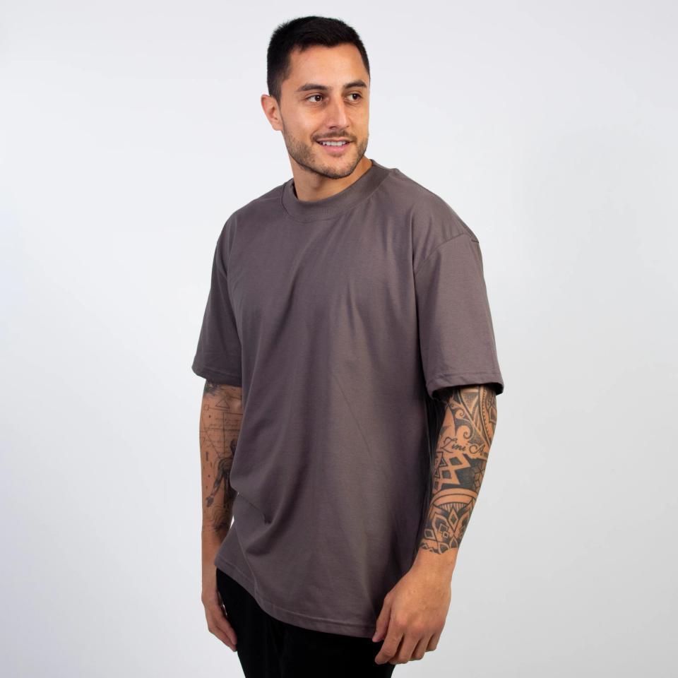 Camiseta Streetwear lisa